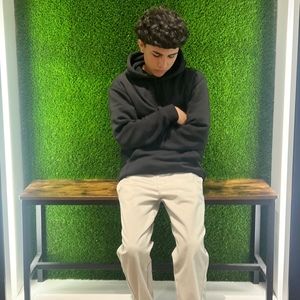 Meet your Posher, Johnathan